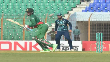 শেষ ম্যাচে এলো স্বস্তির জয়