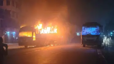 গাজীপুরে নিহতের গুজবে ৪ বাসে আগুন, অর্ধশত গাড়ি ভাঙচুর