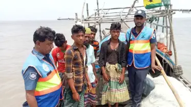 হাতিয়ায় জালসহ ৫ জেলে আটক 