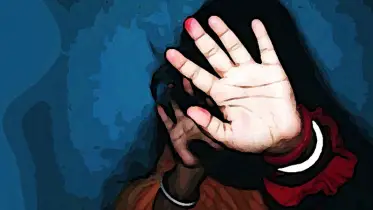 লাথি মেরে স্ত্রীকে তিনতলা থেকে ফেলে দিল স্বামী