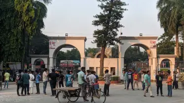 নবীনবরণ-সিন্ডিকেটের দিনেই অস্থিতিশীল ইবি