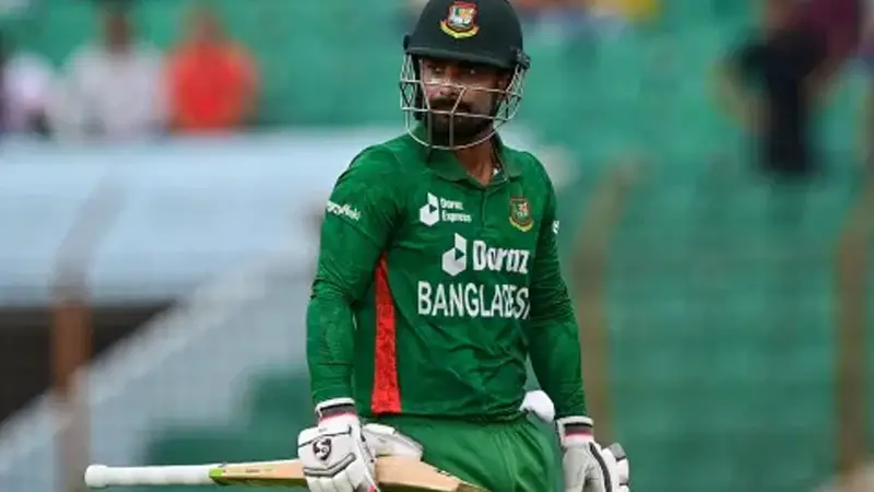 ব্যাটিং বিপর্যয়ে বাংলাদেশ ব্যাটিং বিপর্যয়ে বাংলাদেশ