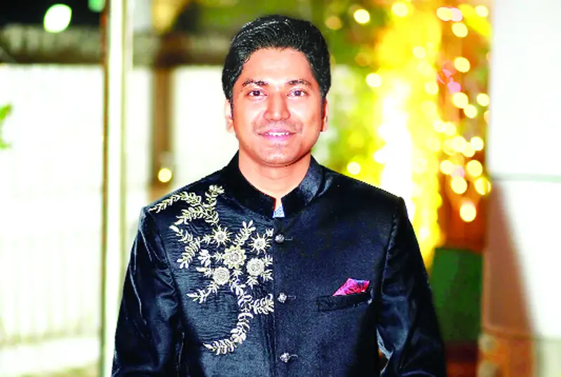 স্বপ্নচূড়ায় মুহিন স্বপ্নচূড়ায় মুহিন