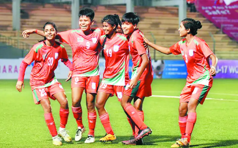ভুটানকে গোলের মালা উপহার বাংলাদেশের ভুটানকে গোলের মালা উপহার বাংলাদেশের