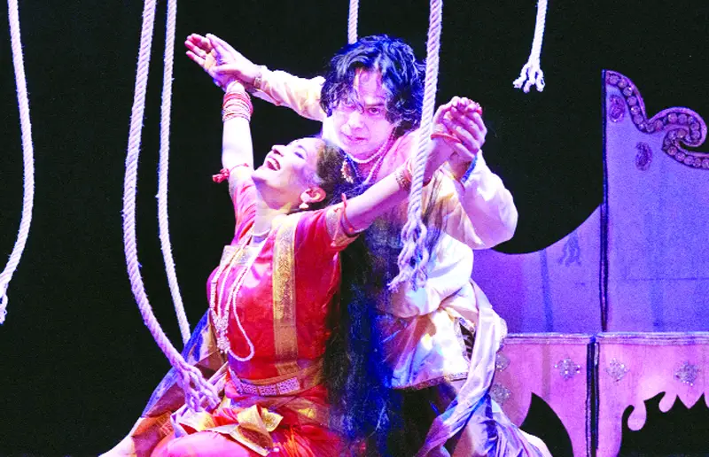 আলী যাকের নাট্যোৎসবে ‘সখী রঙ্গমালা’ নাটকের উদ্বোধনী মঞ্চায়ন আলী যাকের নাট্যোৎসবে ‘সখী রঙ্গমালা’ নাটকের উদ্বোধনী মঞ্চায়ন