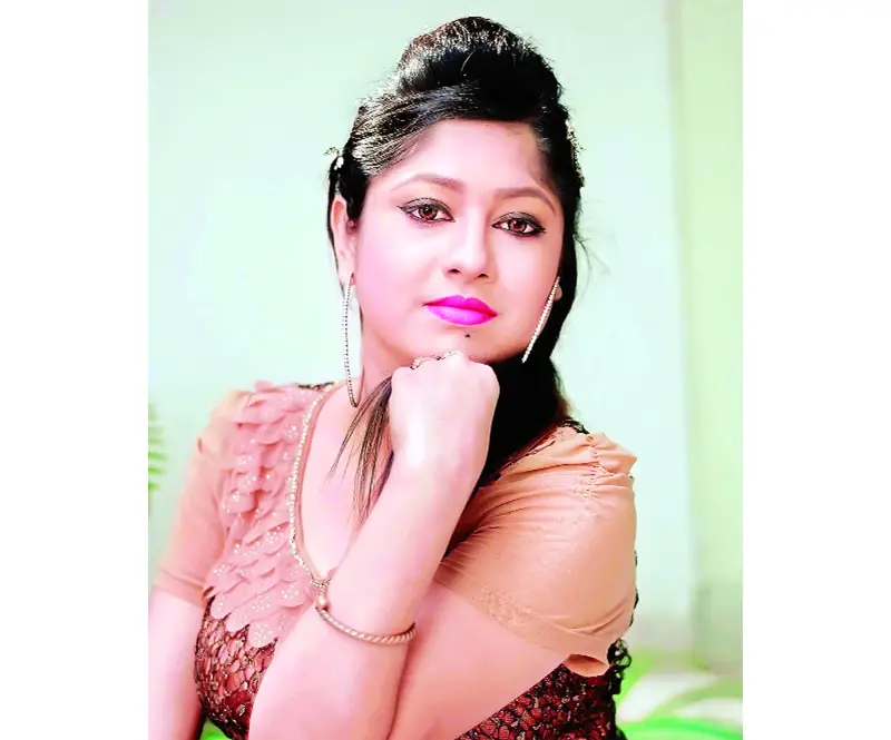 গানে নিয়মিত মুন গানে নিয়মিত মুন