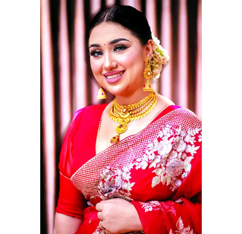 কলকাতায় সংবর্ধিত অপু বিশ্বাস কলকাতায় সংবর্ধিত অপু বিশ্বাস