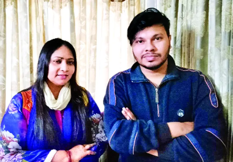 অমি মুহিতের সুরে পিংকির গান অমি মুহিতের সুরে পিংকির গান