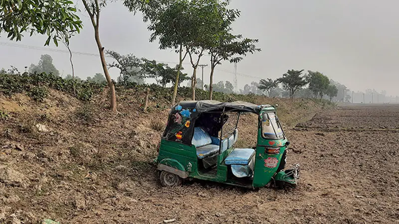 ব্রাহ্মণবাড়িয়ায় ওয়াজ থেকে ফেরার পথে ৩০ অটোরিকশায় ডাকাতি ব্রাহ্মণবাড়িয়ায় ওয়াজ থেকে ফেরার পথে ৩০ অটোরিকশায় ডাকাতি