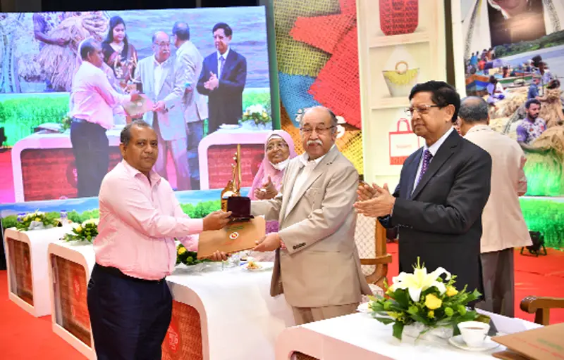 লবণ সহিষ্ণু পাটের জাত আবিষ্কার লবণ সহিষ্ণু পাটের জাত আবিষ্কার