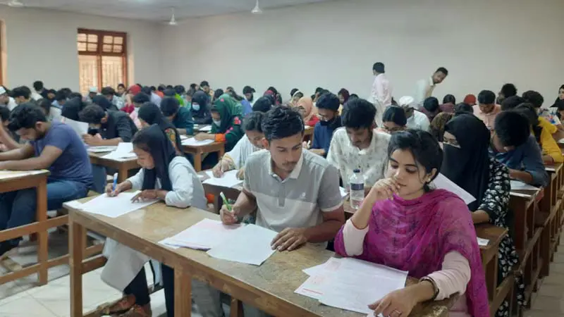 গুচ্ছের 'বি' ইউনিটের ভর্তি পরীক্ষা সম্পন্ন