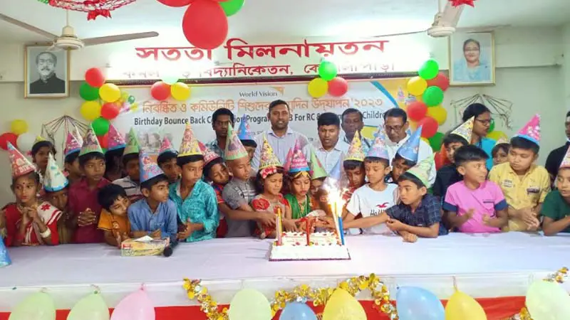 গোপালগঞ্জে একসঙ্গে ১২০০ শিশুর জন্মদিন উদযাপন