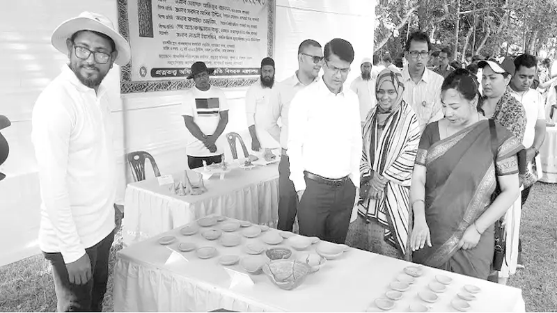 বাগেরহাটে প্রত্নবস্তুর প্রদর্শনী উদ্বোধন বাগেরহাটে প্রত্নবস্তুর প্রদর্শনী উদ্বোধন