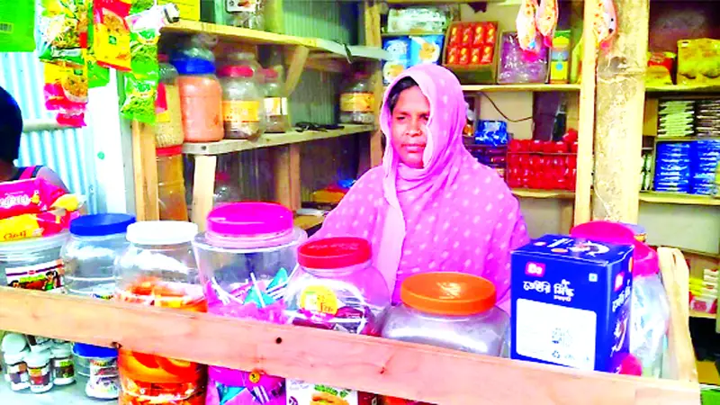 আশ্রয়ণে স্বাবলম্বী রাবেয়া আশ্রয়ণে স্বাবলম্বী রাবেয়া
