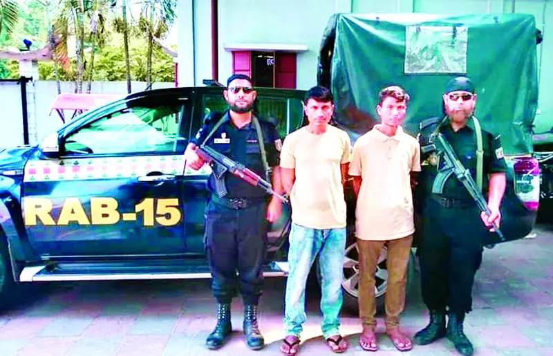 টেকনাফে ট্রিপল মার্ডার ॥ দুই আসামির স্বীকারোক্তি টেকনাফে ট্রিপল মার্ডার ॥ দুই আসামির স্বীকারোক্তি