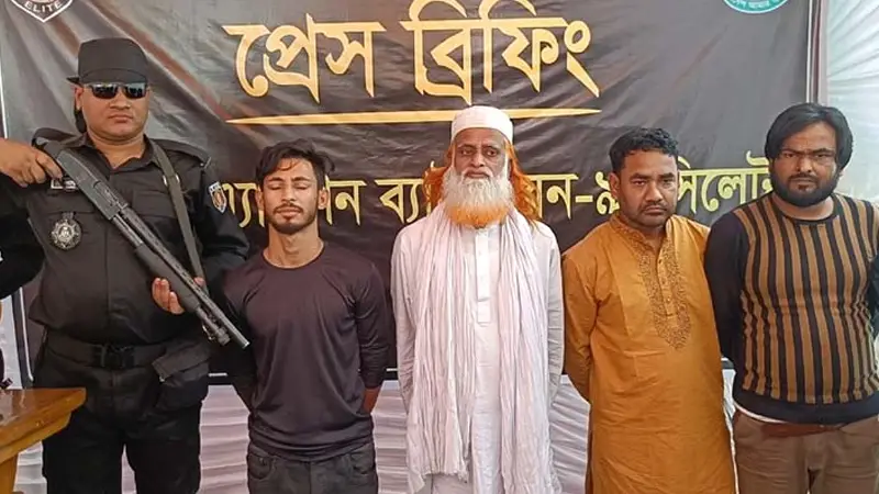 ব্রাহ্মণবাড়িয়ায় ইসলামি বক্তার জিহ্বা কেটে নেয়ার ঘটনায় গ্রেপ্তার ৪ ব্রাহ্মণবাড়িয়ায় ইসলামি বক্তার জিহ্বা কেটে নেয়ার ঘটনায় গ্রেপ্তার ৪