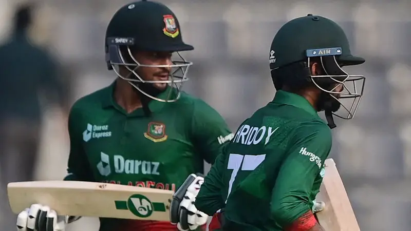 অল্পের জন্য ১০ম সেঞ্চুরির স্বাদ পেলেন না সাকিব অল্পের জন্য ১০ম সেঞ্চুরির স্বাদ পেলেন না সাকিব