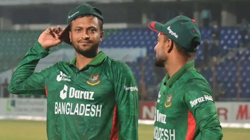 বিধ্বংসী বোলিংয়ে ম্যাচ সেরা সাকিব, গড়লেন রেকর্ড বিধ্বংসী বোলিংয়ে ম্যাচ সেরা সাকিব, গড়লেন রেকর্ড