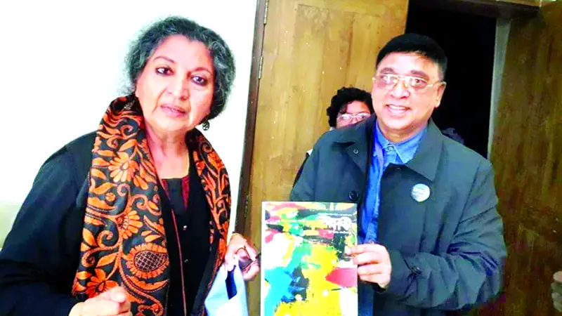 বিশ্বদরবারে পৌঁছে যাক বাংলা সাহিত্য বিশ্বদরবারে পৌঁছে যাক বাংলা সাহিত্য