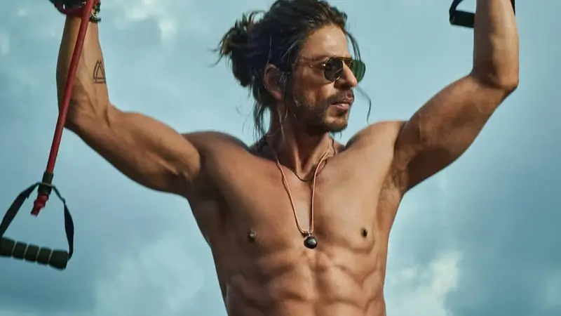 ‘পাঠানে’র সাফল্যের মাঝেই বিরতির ঘোষণা কিং খানের ‘পাঠানে’র সাফল্যের মাঝেই বিরতির ঘোষণা কিং খানের