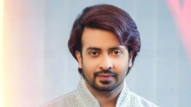 ডিবি কার্যালয়ে শাকিব ডিবি কার্যালয়ে শাকিব