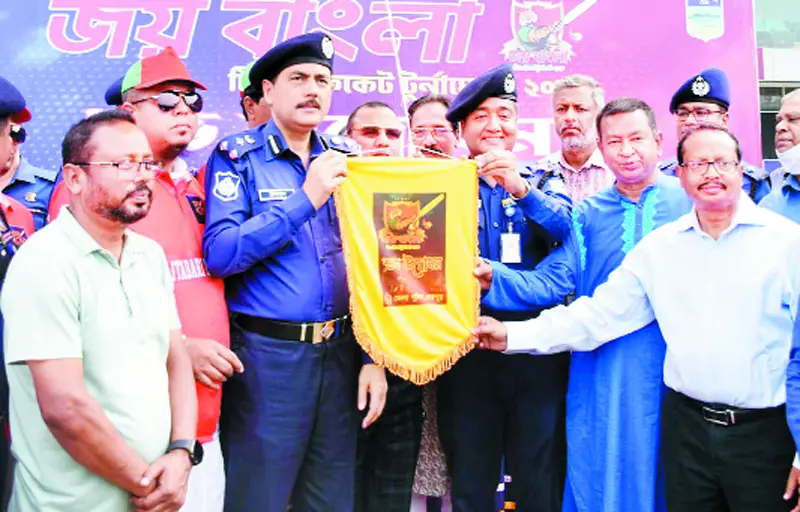 শেরপুরে জয় বাংলা ক্রিকেট টুর্নামেন্টের উদ্বোধন শেরপুরে জয় বাংলা ক্রিকেট টুর্নামেন্টের উদ্বোধন