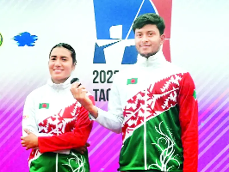 আরচার দিয়া ও হাকিমকে শুভেচ্ছা আরচার দিয়া ও হাকিমকে শুভেচ্ছা