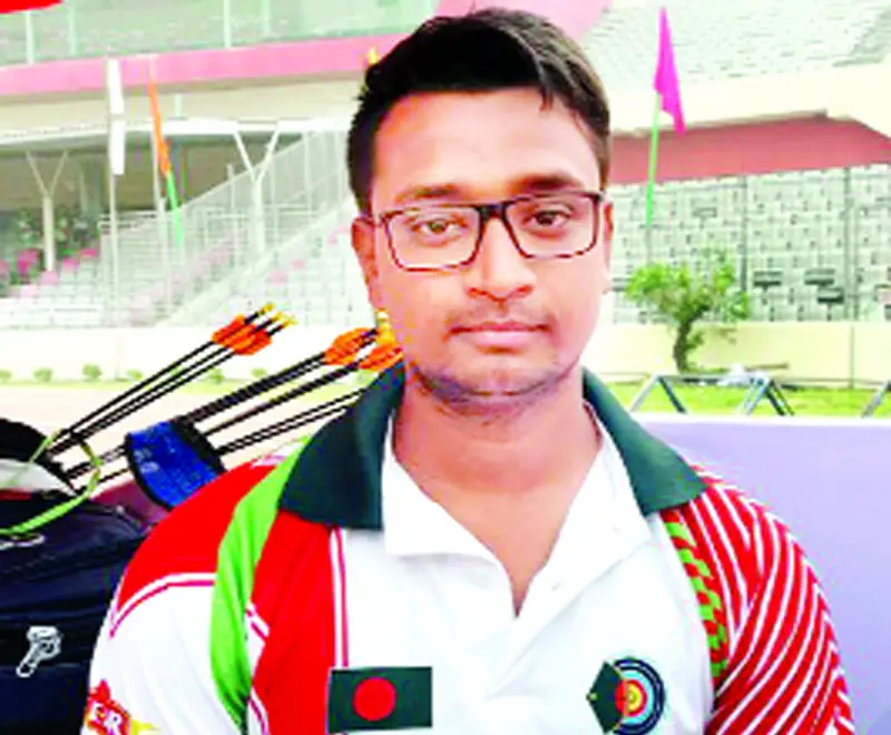 শাস্তি কাটিয়ে ফিরেই স্বর্ণজয় রোমানের শাস্তি কাটিয়ে ফিরেই স্বর্ণজয় রোমানের