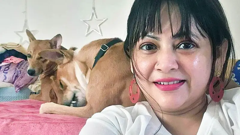 পোষ্যদের নিয়ে যেভাবে দিন শুরু হয় শ্রীলেখার পোষ্যদের নিয়ে যেভাবে দিন শুরু হয় শ্রীলেখার