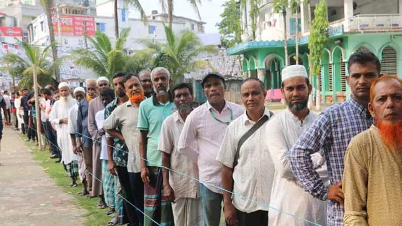 বরিশাল ও খুলনা সিটির ভোট গ্রহণ চলছে বরিশাল ও খুলনা সিটির ভোট গ্রহণ চলছে
