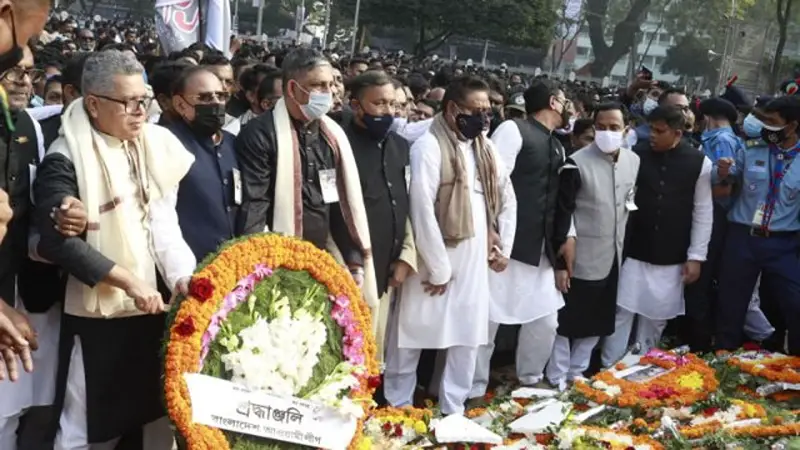 ভাষা শহীদদের প্রতি আ.লীগের শ্রদ্ধা নিবেদন