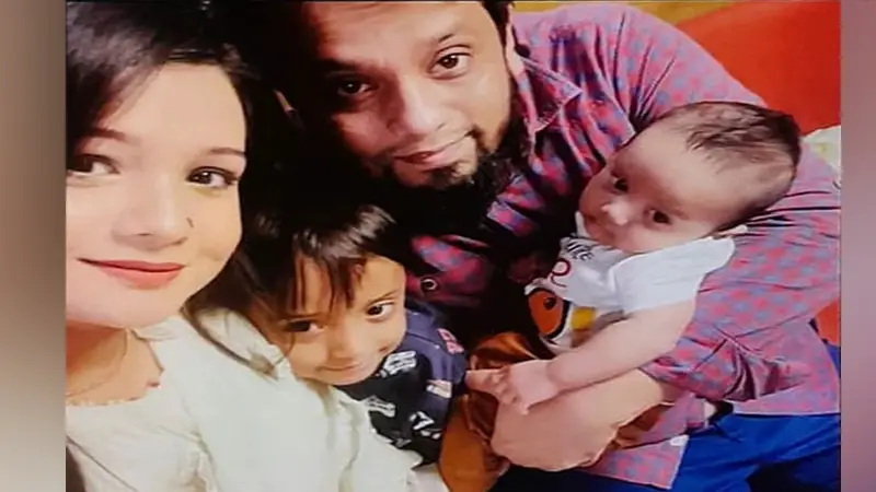 স্বামীর কাছে ২ সন্তানসহ বাঁচার আকুতি স্ত্রীর, মিলল মরদেহ স্বামীর কাছে ২ সন্তানসহ বাঁচার আকুতি স্ত্রীর, মিলল মরদেহ