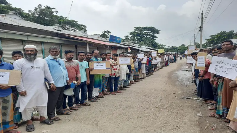 মনপুরায় ৪ ঘণ্টা বিদ্যুৎ দিয়ে বিল নেওয়া হয় ৮ ঘণ্টার 