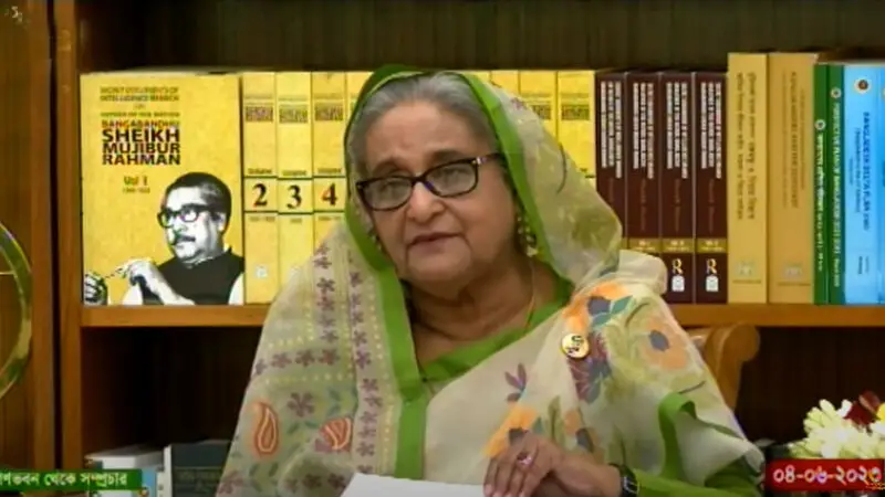 মূল্যস্ফীতি-লোডশেডিংয়ে দেশের মানুষ কষ্ট পাচ্ছে মূল্যস্ফীতি-লোডশেডিংয়ে দেশের মানুষ কষ্ট পাচ্ছে