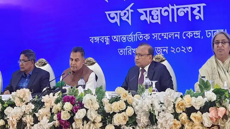 প্রস্তাবিত বাজেট পুরোটাই গরিব মানুষের জন্য উপহার প্রস্তাবিত বাজেট পুরোটাই গরিব মানুষের জন্য উপহার
