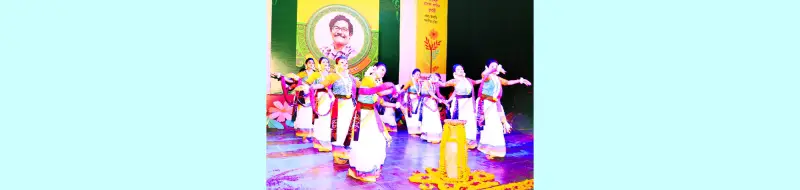 ‘হাসান আরিফ অন্তরে মম’ শীর্ষক অনুষ্ঠান শিল্পকলায় ‘হাসান আরিফ অন্তরে মম’ শীর্ষক অনুষ্ঠান শিল্পকলায়