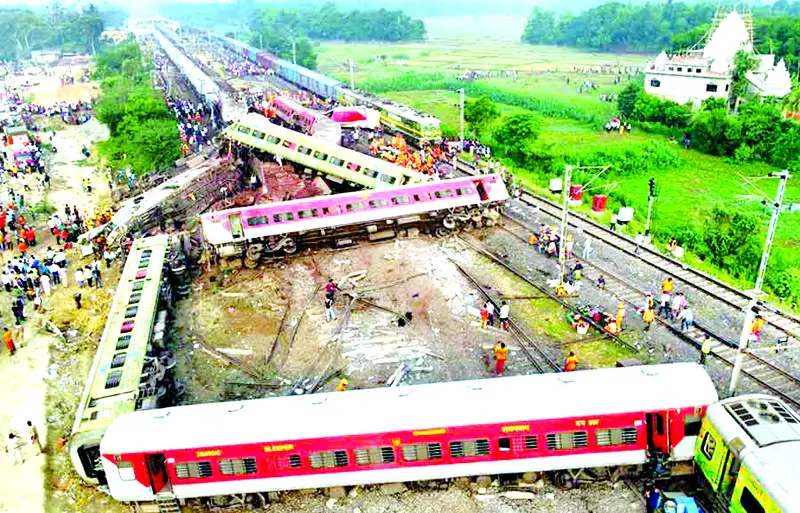 ওড়িশায় ট্রেন দুর্ঘটনায় নিহত বেড়ে ২৮৮