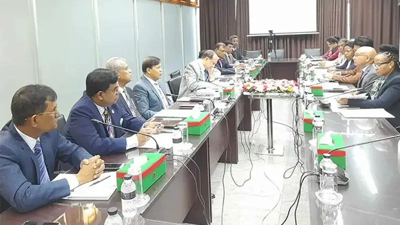 ইসির কাছে ভোটের প্রস্তুতি জানলো কমনওয়েলথ প্রতিনিধি দল ইসির কাছে ভোটের প্রস্তুতি জানলো কমনওয়েলথ প্রতিনিধি দল