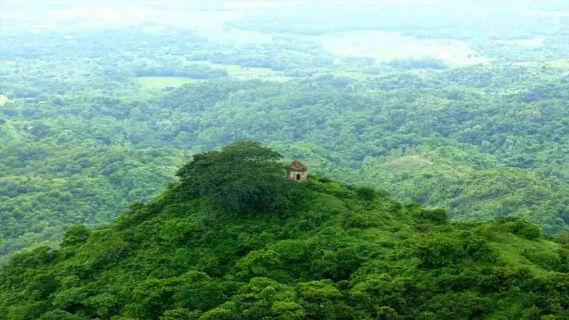 অল্প খরচে একদিনেই ঘুরে আসুন সীতাকুণ্ড