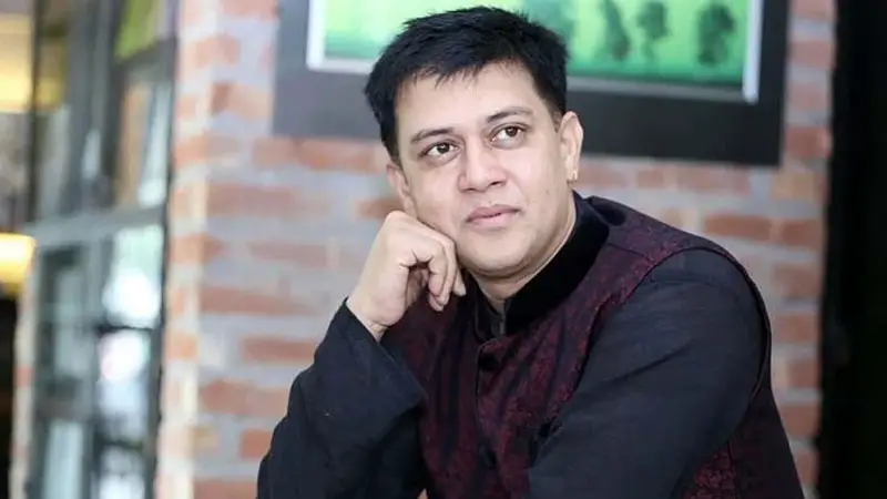 স্বতন্ত্র নির্বাচনের ঘোষণার পর সরে গেলেন শাকিল খান স্বতন্ত্র নির্বাচনের ঘোষণার পর সরে গেলেন শাকিল খান
