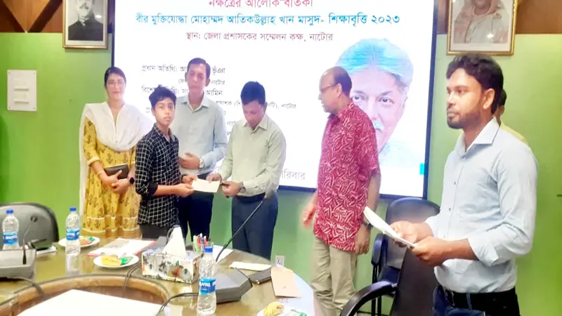 শিক্ষার্থীদের মানবিক ও বিবেকসম্পন্ন হতে হবে শিক্ষার্থীদের মানবিক ও বিবেকসম্পন্ন হতে হবে
