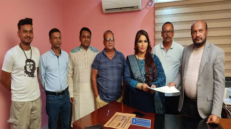 আজ ইন্টারন্যাশনালের সঙ্গে নির্মাতা ঝুমুর আসমা জুঁইয়ের চুক্তি স্বাক্ষর আজ ইন্টারন্যাশনালের সঙ্গে নির্মাতা ঝুমুর আসমা জুঁইয়ের চুক্তি স্বাক্ষর