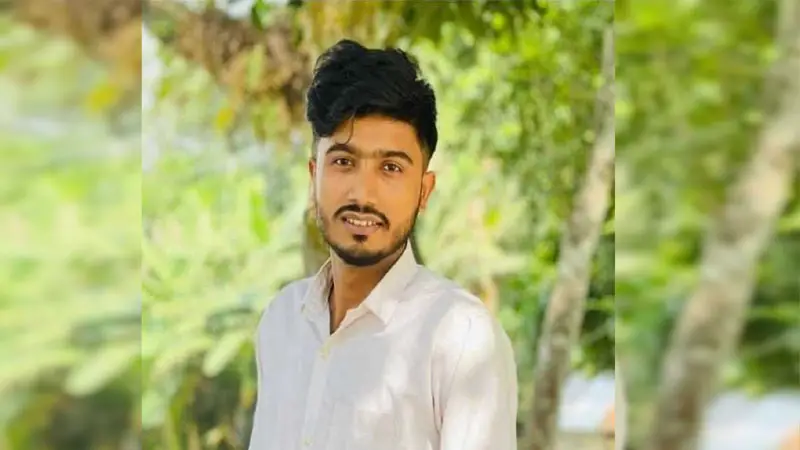 বিয়ে বাড়ি যাওয়ার পথে অটোভ্যান খাদে, যুবক নিহত বিয়ে বাড়ি যাওয়ার পথে অটোভ্যান খাদে, যুবক নিহত