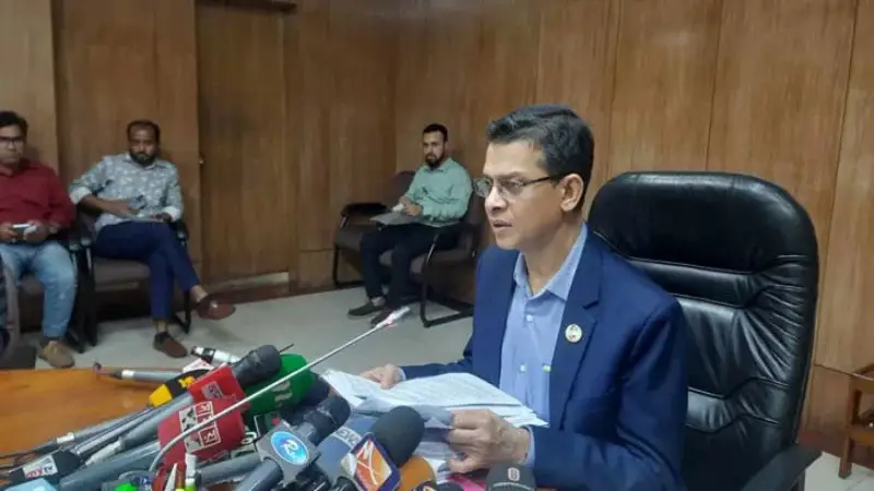 বাড়ছে নারী শ্রমিকদের মাতৃত্বকালীন ছুটি বাড়ছে নারী শ্রমিকদের মাতৃত্বকালীন ছুটি