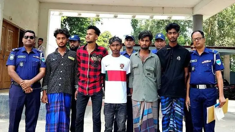 নৃত্য শিল্পিকে সংঘবদ্ধ ধর্ষণ, আটক ৫ নৃত্য শিল্পিকে সংঘবদ্ধ ধর্ষণ, আটক ৫