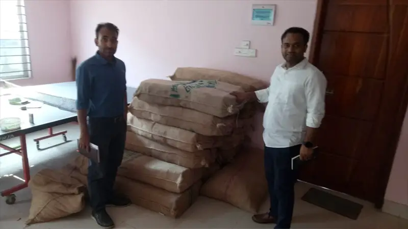 চার লক্ষ অবৈধ বাংলা বিড়িসহ পিকআপ ভ্যান জব্দ চার লক্ষ অবৈধ বাংলা বিড়িসহ পিকআপ ভ্যান জব্দ