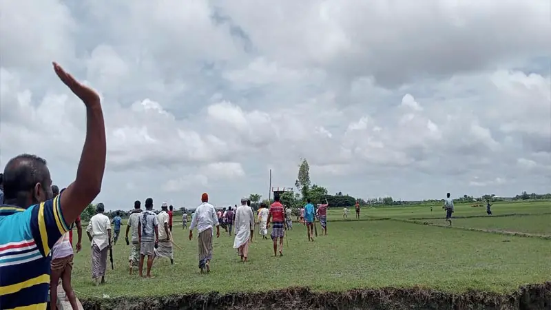 মনপুরায় কৃষকদের উপর হামলা,পুলিশ সহ আহত ২০