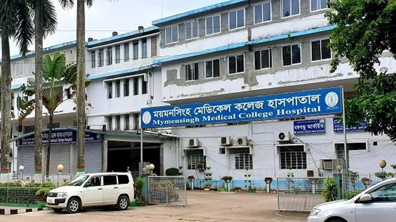 চিকিৎসক মৃত ঘোষণা করার ২ ঘণ্টা পর নড়ে উঠলো নবজাতক চিকিৎসক মৃত ঘোষণা করার ২ ঘণ্টা পর নড়ে উঠলো নবজাতক