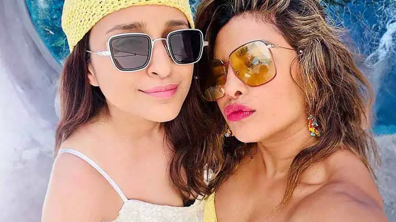 পরিণীতির সঙ্গে সম্পর্কে ফাটল প্রিয়াঙ্কা! পরিণীতির সঙ্গে সম্পর্কে ফাটল প্রিয়াঙ্কা!