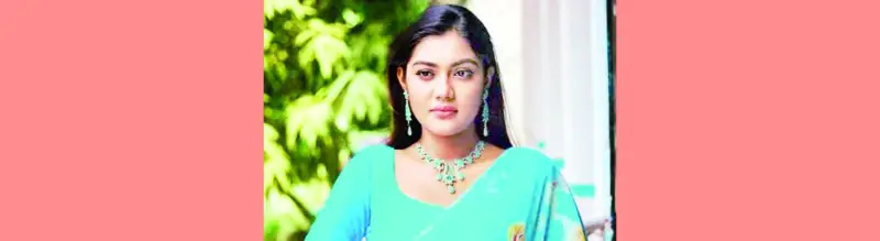 দর্শকপ্রিয়তায় ইমু শিকদার দর্শকপ্রিয়তায় ইমু শিকদার